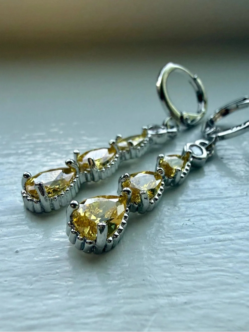 NEW!! 14k White Gold Plated with Yellow Crystals Drop Earrings